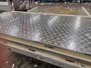 花纹铝板